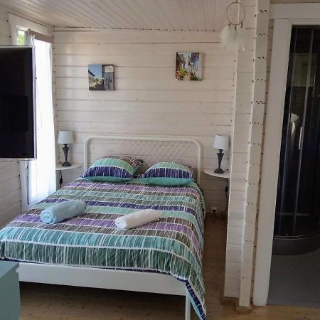 Agreable Petit Chalet 卡马尔萨克 外观 照片